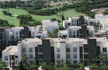 Exterior - El Plantio Golf Resort Exterior - El Plantio Golf Resort