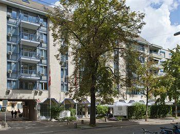 Exterior - Hotel Senator Exterior - Hotel Senator