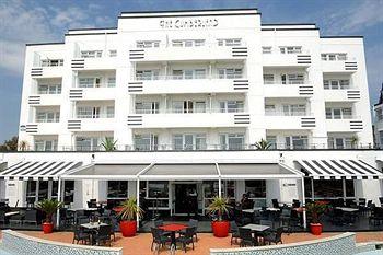 Exterior - The Cumberland Hotel Exterior - The Cumberland Hotel