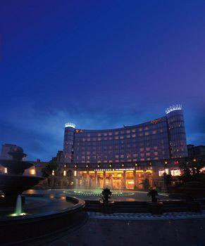 Exterior - Royal International Hotel Exterior - Royal International Hotel