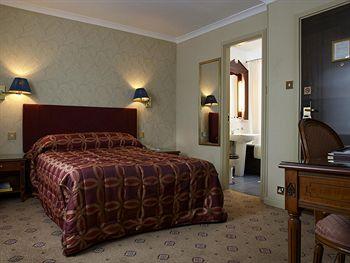  - London Lodge Hotel