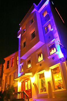 Exterior - Diva's Hotel Exterior - Diva's Hotel