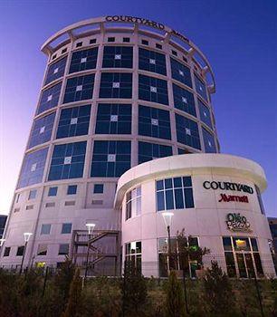 Exterior - Courtyard Istanbul International Airport Exterior - Courtyard Istanbul International Airport