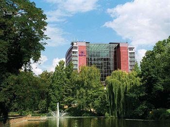 Exterior - Hilton Frankfurt Exterior - Hilton Frankfurt