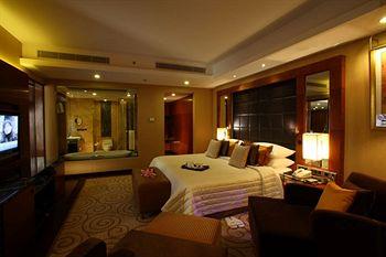 Exterior - Radisson Blu Plaza Delhi Exterior - Radisson Blu Plaza Delhi