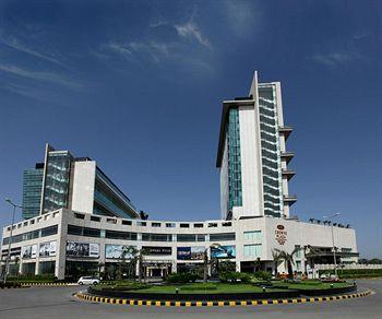 Exterior - Crowne Plaza New Delhi Rohini Exterior - Crowne Plaza New Delhi Rohini