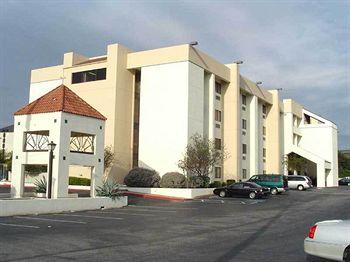 Exterior - La Quinta Inn Austin North Exterior - La Quinta Inn Austin North
