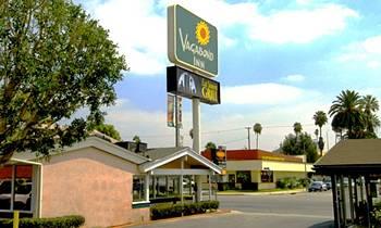 Exterior - Vagabond Inn Los Angeles-USC Exterior - Vagabond Inn Los Angeles-USC