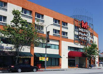 Exterior - Metro Plaza Hotel Exterior - Metro Plaza Hotel