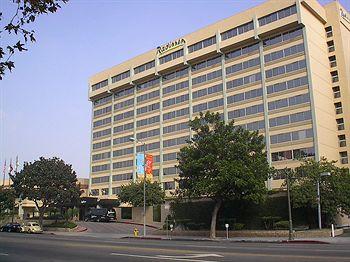 Exterior - Radisson at USC, Los Angeles Exterior - Radisson at USC, Los Angeles