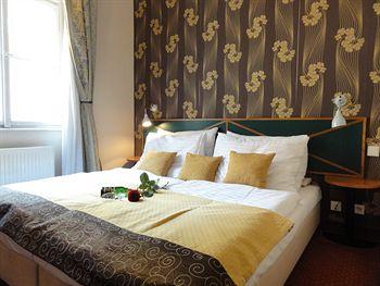 Exterior - Hotel Residence Mala Strana Exterior - Hotel Residence Mala Strana