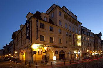 Exterior - Hotel Melantrich Exterior - Hotel Melantrich