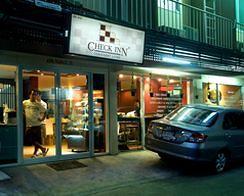 Exterior - Check Inn Phromphong Exterior - Check Inn Phromphong