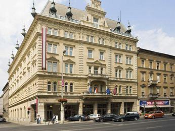 Exterior - Mercure Budapest Metropol Hotel Exterior - Mercure Budapest Metropol Hotel