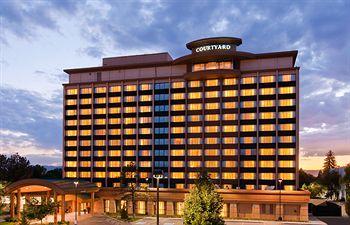 Exterior - Courtyard by Marriott Denver Cherry Creek Exterior - Courtyard by Marriott Denver Cherry Creek