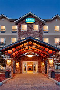Exterior - Staybridge Suites Calgary Airport Exterior - Staybridge Suites Calgary Airport