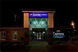 Holiday Inn Express Gloucester-south M5, Jct.12