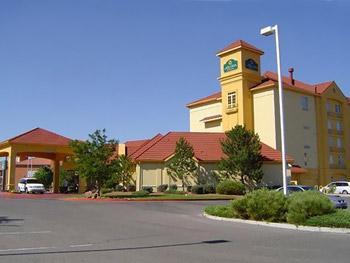 La Quinta Inn & Suites Albuquerque La Quinta Inn & Suites Albuquerque