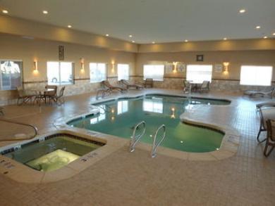 Holiday Inn Express Hotel & Suites Alpine Southeast Holiday Inn Express Hotel & Suites Alpine Southeast