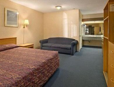 Days Inn West Days Inn West