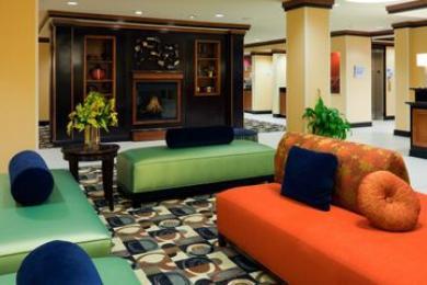 Holiday Inn Express Hotel & Suites Belle Vernon Holiday Inn Express Hotel & Suites Belle Vernon