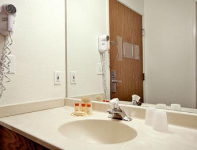 Days Inn Great Lakes - N.chicago Days Inn Great Lakes - N.chicago
