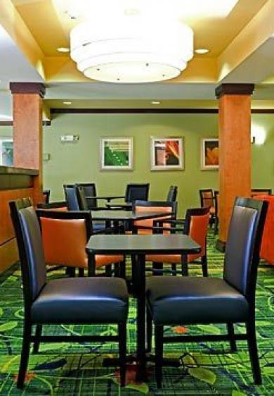 Fairfield Inn & Suites Columbia Northeast Fairfield Inn & Suites Columbia Northeast