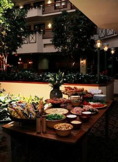 Embassy Suites Dallas - Near the Galleria Embassy Suites Dallas - Near the Galleria