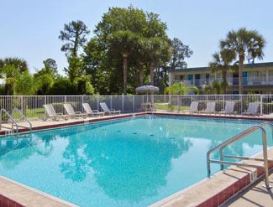 Days Inn Daytona Beach Speedwa Days Inn Daytona Beach Speedwa