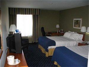 Holiday Inn Express Delafield Holiday Inn Express Delafield