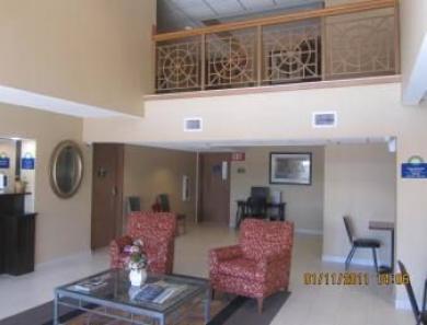 Days Inn And Suites Desoto Days Inn And Suites Desoto