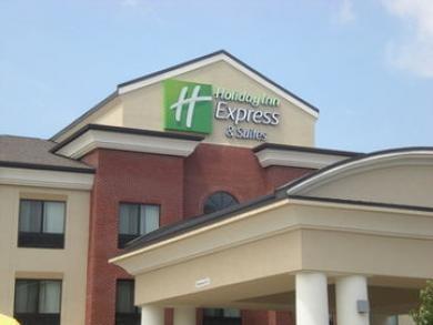 Holiday Inn Express Hotel & Su Holiday Inn Express Hotel & Su