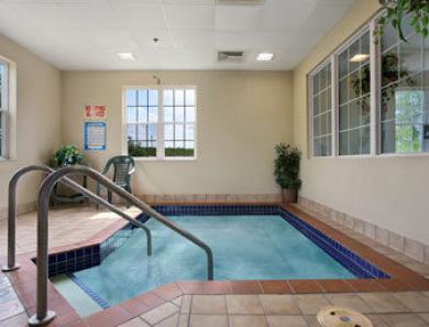 Microtel Inn & Suites Fond Du Microtel Inn & Suites Fond Du