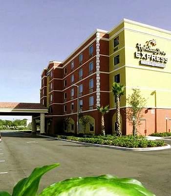 Holiday Inn Express Ft. Lauderdale Airportcruise Holiday Inn Express Ft. Lauderdale Airportcruise