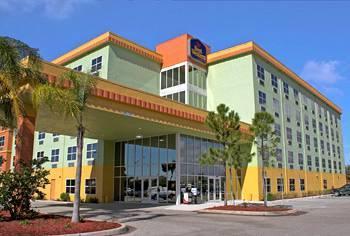 Roberts Hotel Coral Bridge Inn & Suites Roberts Hotel Coral Bridge Inn & Suites