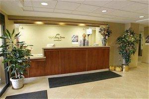 Holiday Inn Express Gahannacolumbus Airport E Holiday Inn Express Gahannacolumbus Airport E