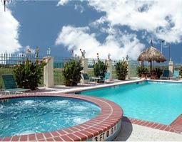 La Quinta Inn & Suites La Quinta Inn & Suites