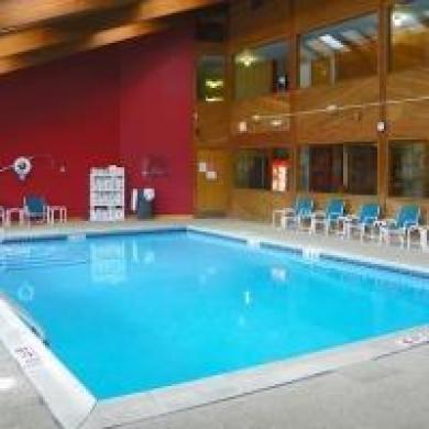 Fireside Inn & Suites Lake Winnipesaukee Hotel Fireside Inn & Suites Lake Winnipesaukee Hotel