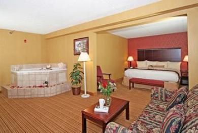 Best Western Plus Greensboro Airport Hotel Best Western Plus Greensboro Airport Hotel