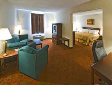 Ramada Hendersonville Ramada Hendersonville