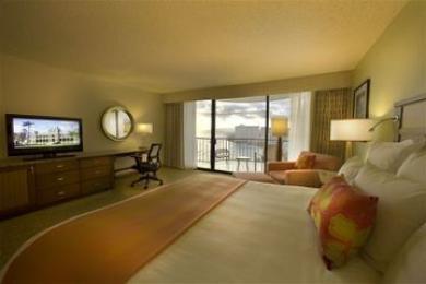 Waikiki Beach Marriott Resort & Spa Waikiki Beach Marriott Resort & Spa
