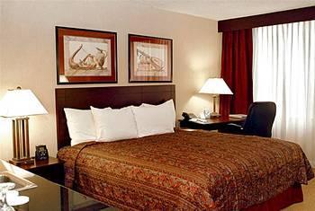 Hilton Houston PlazaMedical Center Hilton Houston PlazaMedical Center