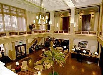 Hilton Garden Inn Indianapolis Downtown Hilton Garden Inn Indianapolis Downtown
