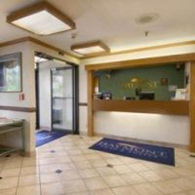 Baymont Inn & Suites Baymont Inn & Suites