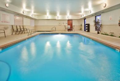 Holiday Inn Express Hotel & Suites Lansing-leavenworth Holiday Inn Express Hotel & Suites Lansing-leavenworth