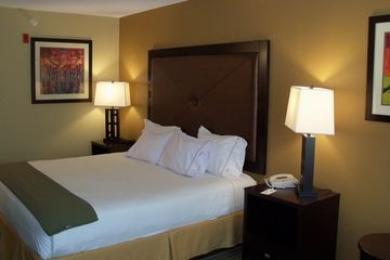 Holiday Inn Express Hotel & Suites Lexington Holiday Inn Express Hotel & Suites Lexington