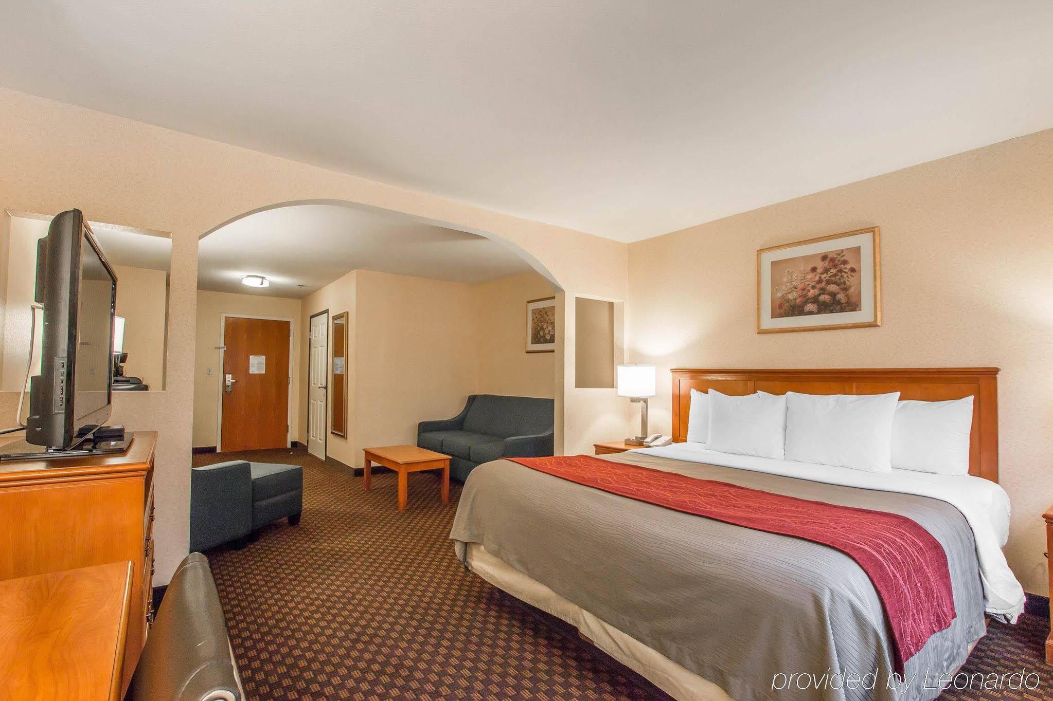 Comfort Inn & Suites Comfort Inn & Suites