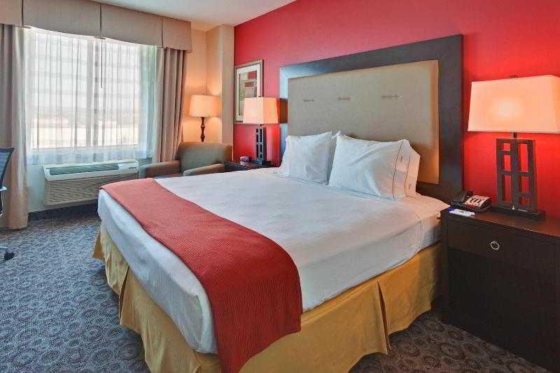 Holiday Inn Express Los Angeles - LAX Holiday Inn Express Los Angeles - LAX
