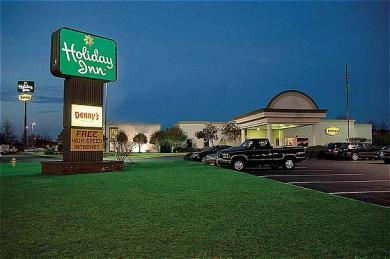 Holiday Inn Lumberton Holiday Inn Lumberton