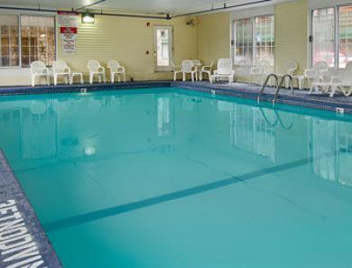 Days Inn And Suites-mackinaw City-bridgeview Lodge Days Inn And Suites-mackinaw City-bridgeview Lodge